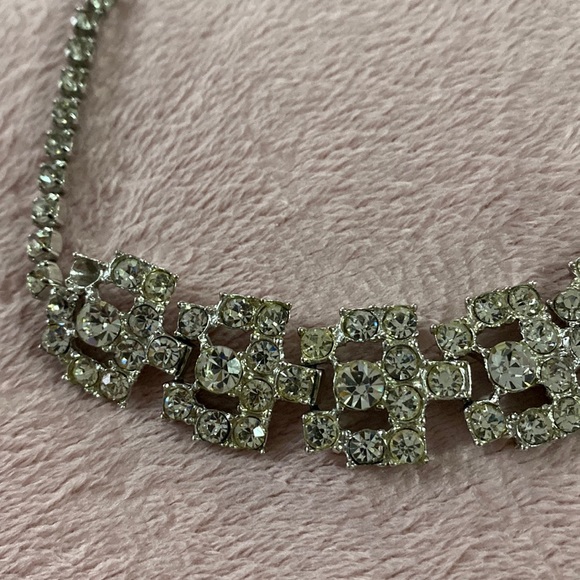 Beautiful Rhinestone Necklace (Final Price) - Picture 2 of 9